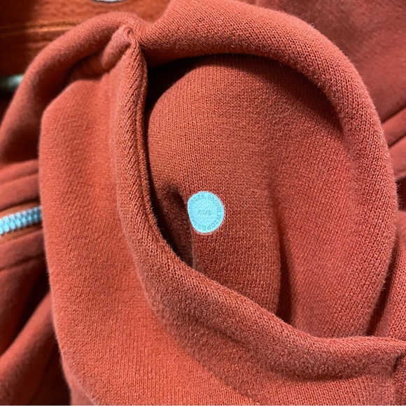 ✨SOLD✨RARE Lululemon Scuba Oversized Full Zip Funnel Neck Cayenne - Picture 8 of 11